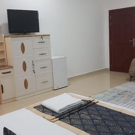 Orient Apartments Nizva Dış mekan fotoğraf