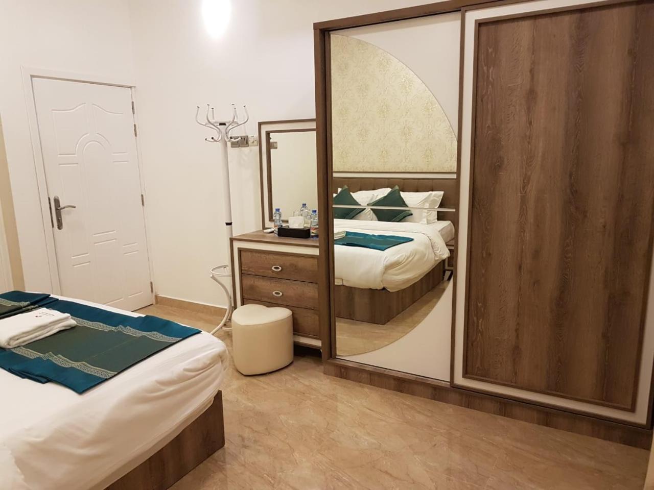 Orient Apartments Nizva Dış mekan fotoğraf