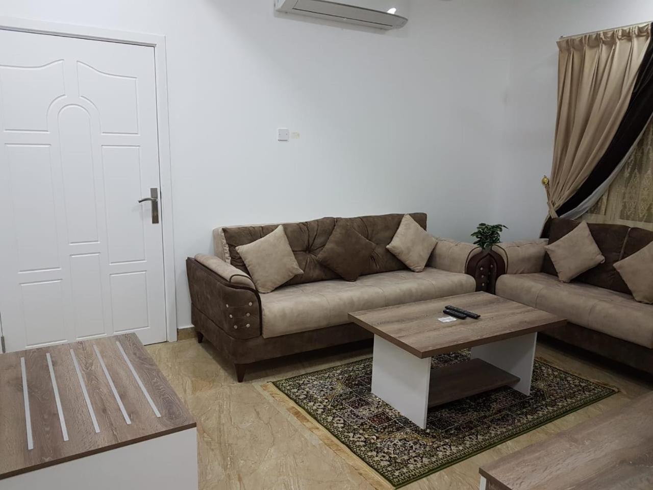 Orient Apartments Nizva Dış mekan fotoğraf
